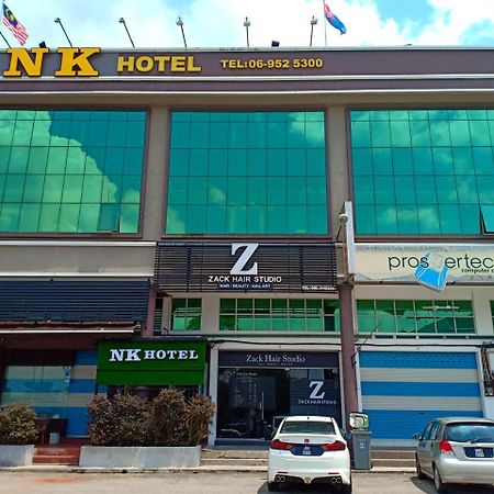 N K Hotel Муар Екстер'єр фото